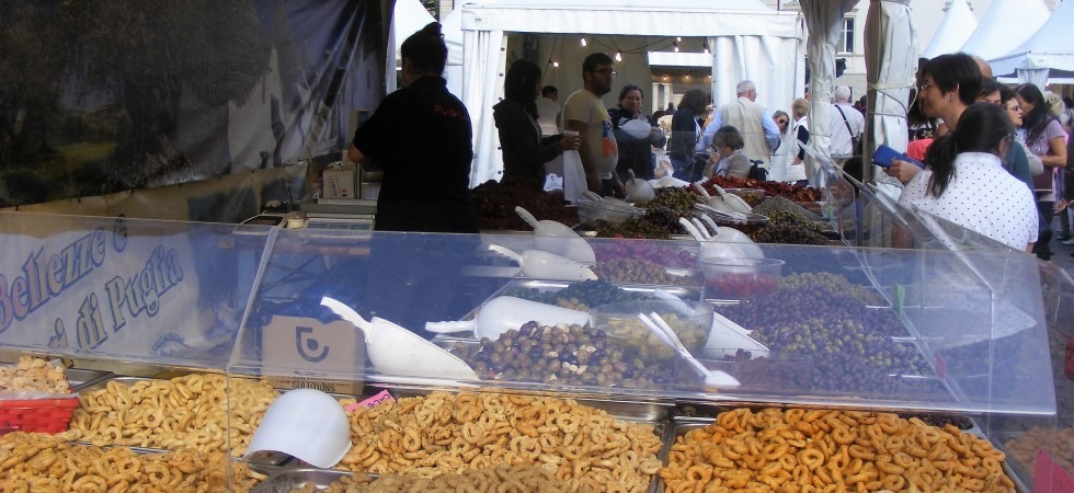 Dai taralli della Puglia ai salumi dell’Umbria, a Trento torna Sapori di Primavera'' all'insegna della qualità